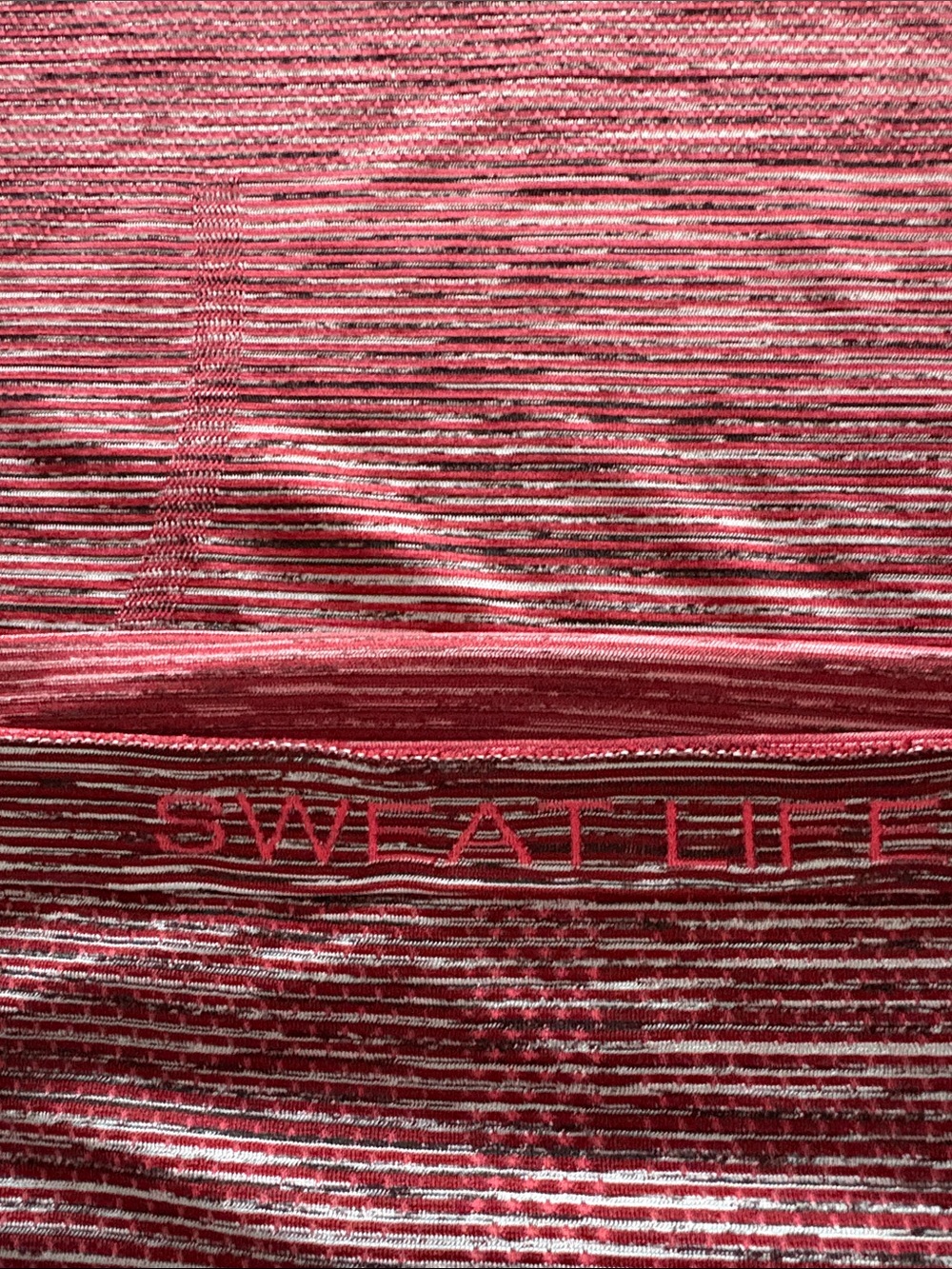 Lululemon Swiftly Tech Long Sleeve Crew ~ 8 ~ Red Alert / Dark Sport Red / Black - Picture 8 of 14